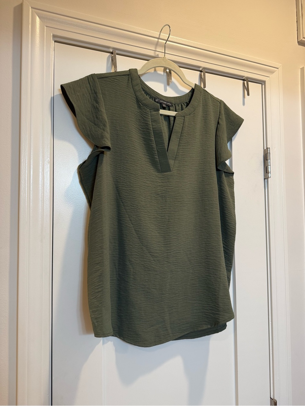 Adrianna Papell Women’s Olive Green Short Sleeve Blouse
